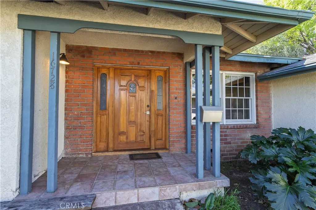 16728 Celtic, Granada Hills, California 91344 home-pic-5