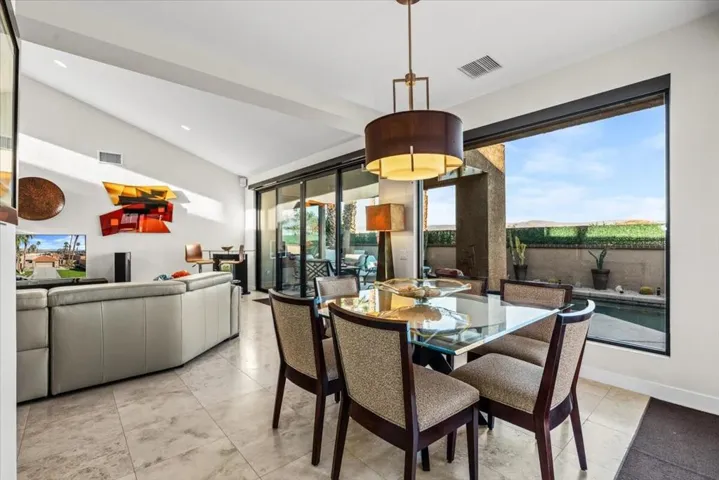 11-11 Vista Loma Dr-52