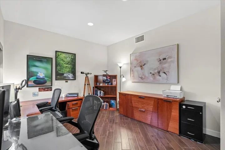 12-11 Vista Loma Dr-32