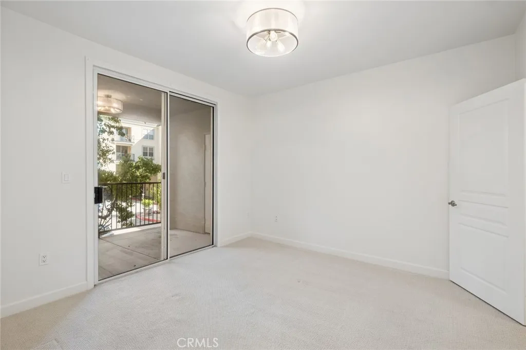 2202 Watermarke, Irvine, California 92612 home-pic-15
