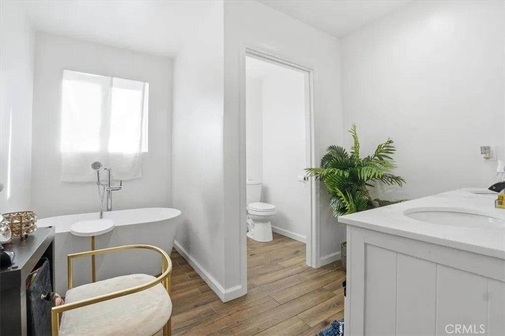 11235 Mina Avenue, Whittier, California 90605 home-pic-18