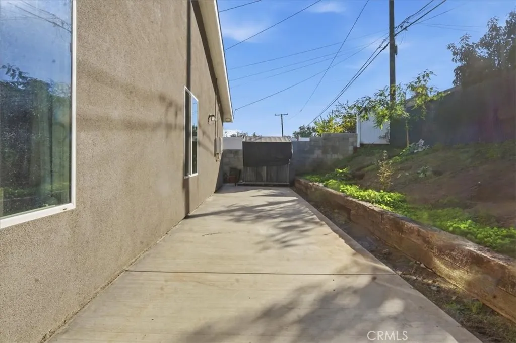 11235 Mina Avenue, Whittier, California 90605 home-pic-37