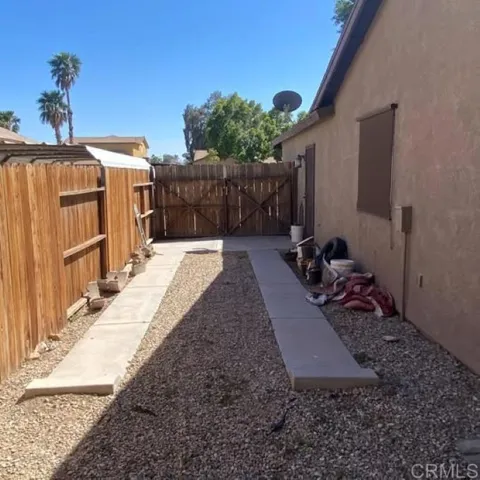 2536 W Orange Avenue, El Centro, California 92243