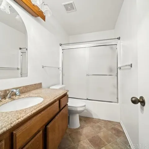 2536 W Orange Avenue, El Centro, California 92243