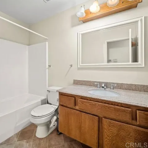 2536 W Orange Avenue, El Centro, California 92243