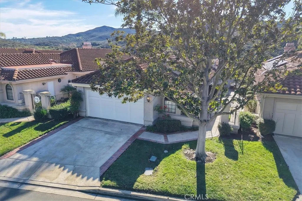 28742 Vista Valley Drive, Vista, California 92084 home-pic-52