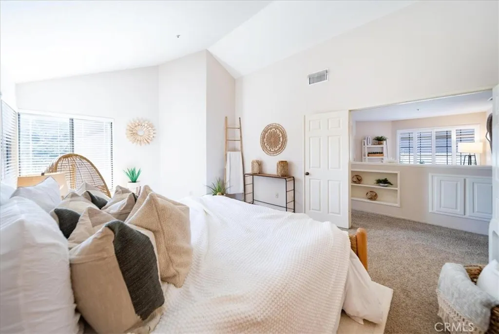 28742 Vista Valley Drive, Vista, California 92084 home-pic-34
