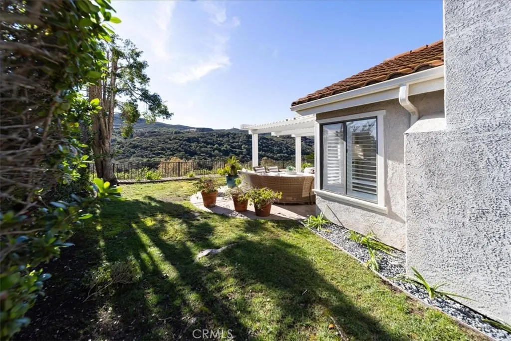 28742 Vista Valley Drive, Vista, California 92084 home-pic-48