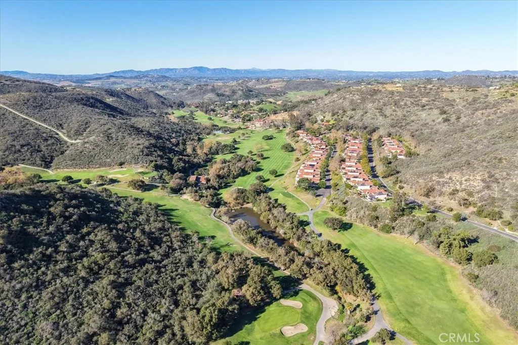 28742 Vista Valley Drive, Vista, California 92084 home-pic-57