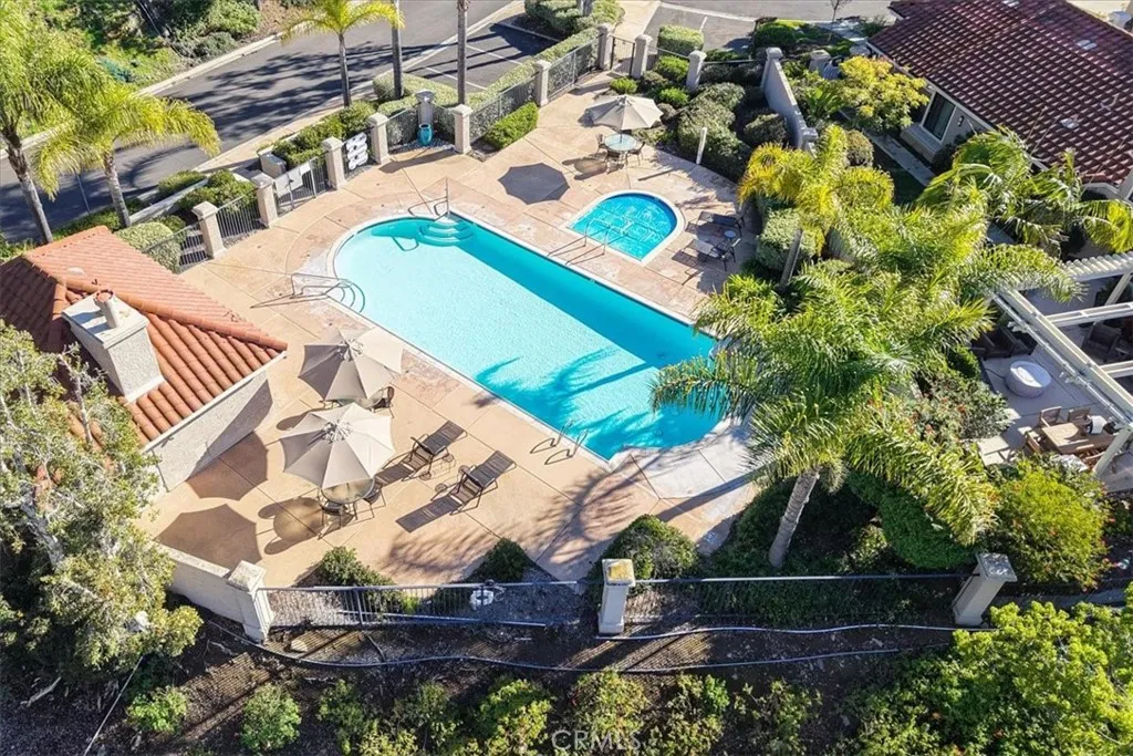 28742 Vista Valley Drive, Vista, California 92084 home-pic-60