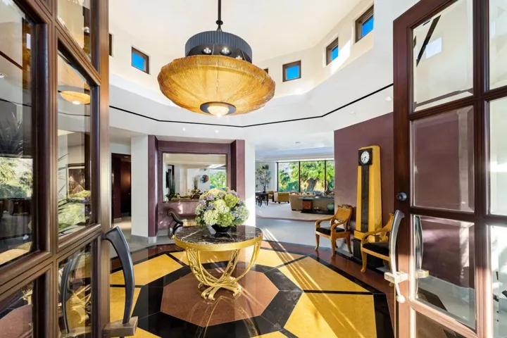 40-web-or-mls-CC_Lantana_OPMG_1223_040