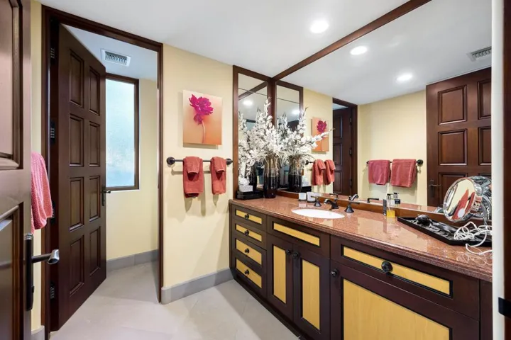 89-web-or-mls-CC_Lantana_OPMG_1223_089