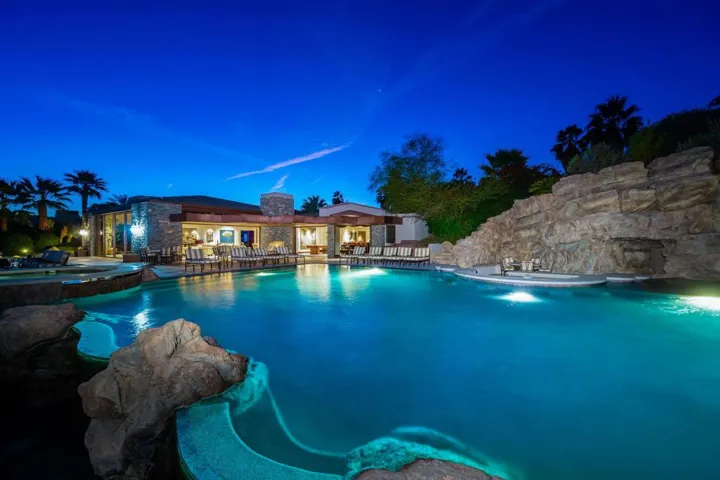 9-web-or-mls-CC_Lantana_OPMG_1223_009