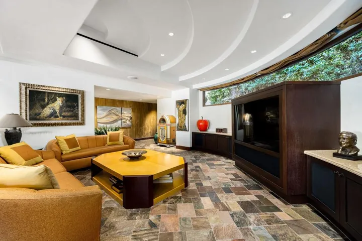 57-web-or-mls-CC_Lantana_OPMG_1223_057