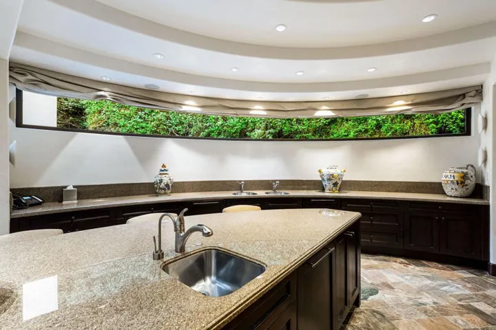 61-web-or-mls-CC_Lantana_OPMG_1223_061