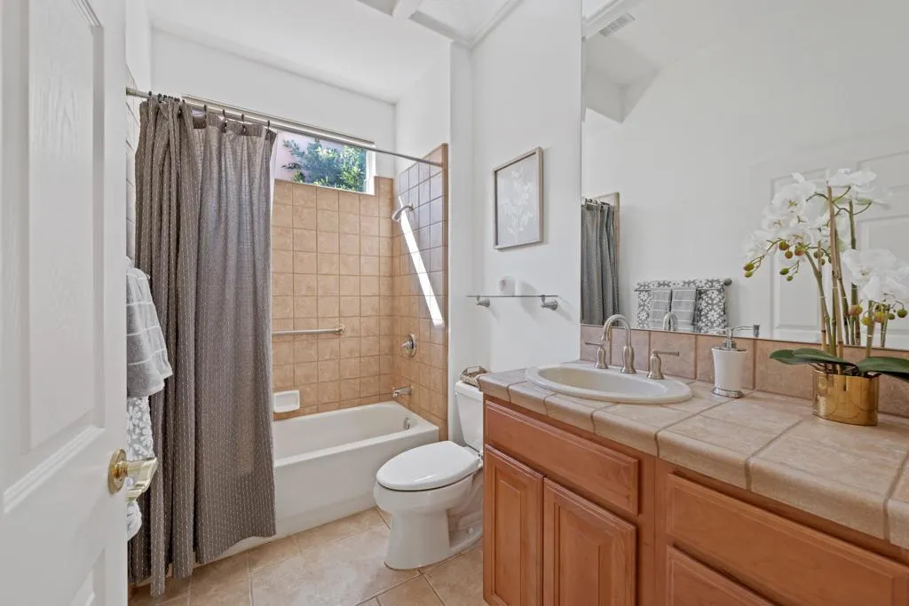 78364 Grape Arbor Avenue, Palm Desert, California 92211 home-pic-23
