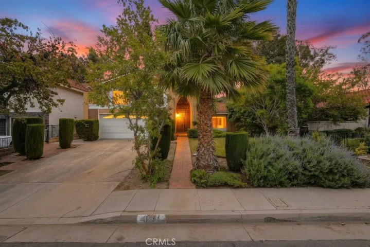 6764 Swarthmore Drive, Anaheim Hills, California 92807