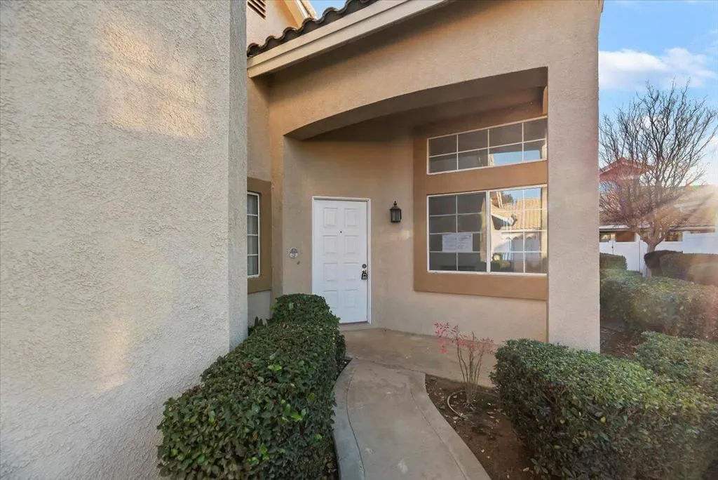 5340 W Palmer Drive, Banning, California 92220 home-pic-9