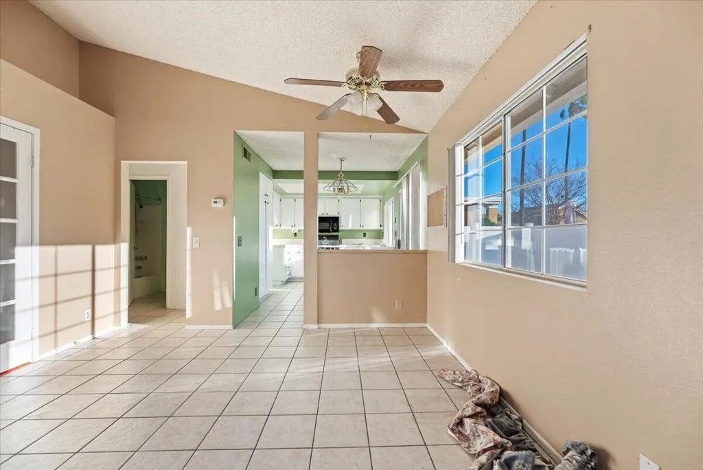 5340 W Palmer Drive, Banning, California 92220 home-pic-15