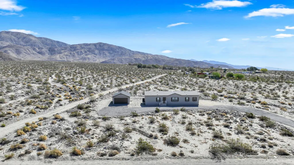 20158 Penny Lane, Desert Hot Springs, California 92241 home-pic-27