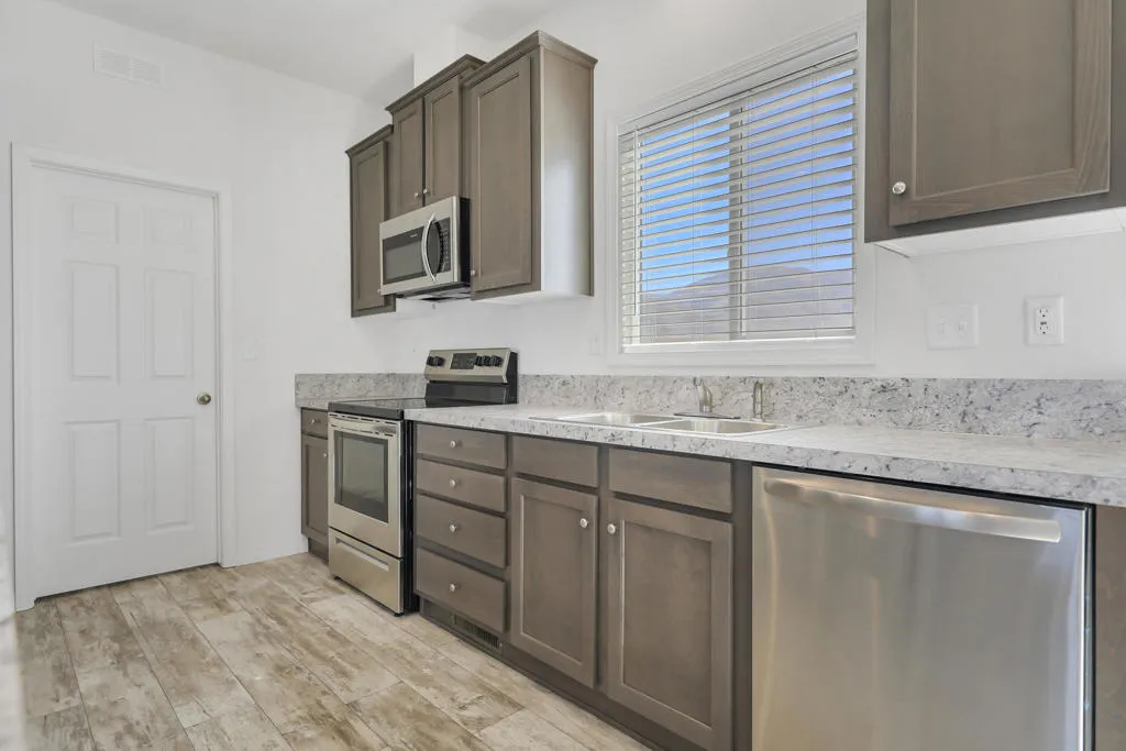 20158 Penny Lane, Desert Hot Springs, California 92241 home-pic-11