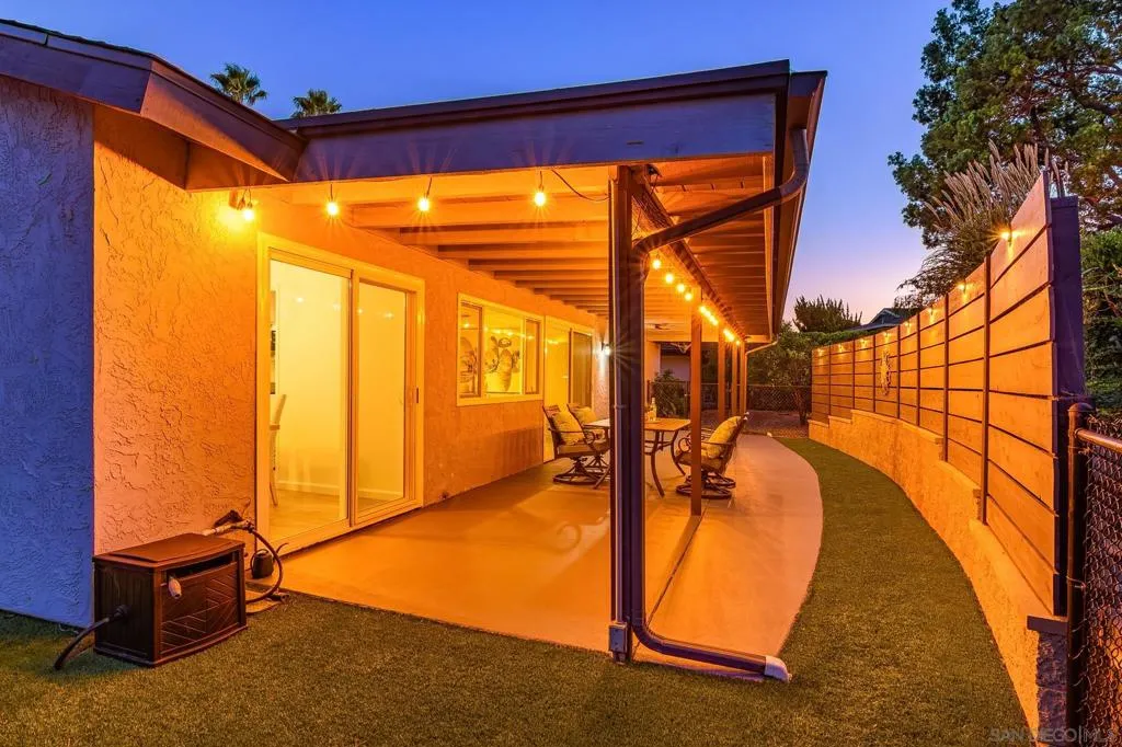 16556 Gabarda Rd, San Diego, California 92128 home-pic-40