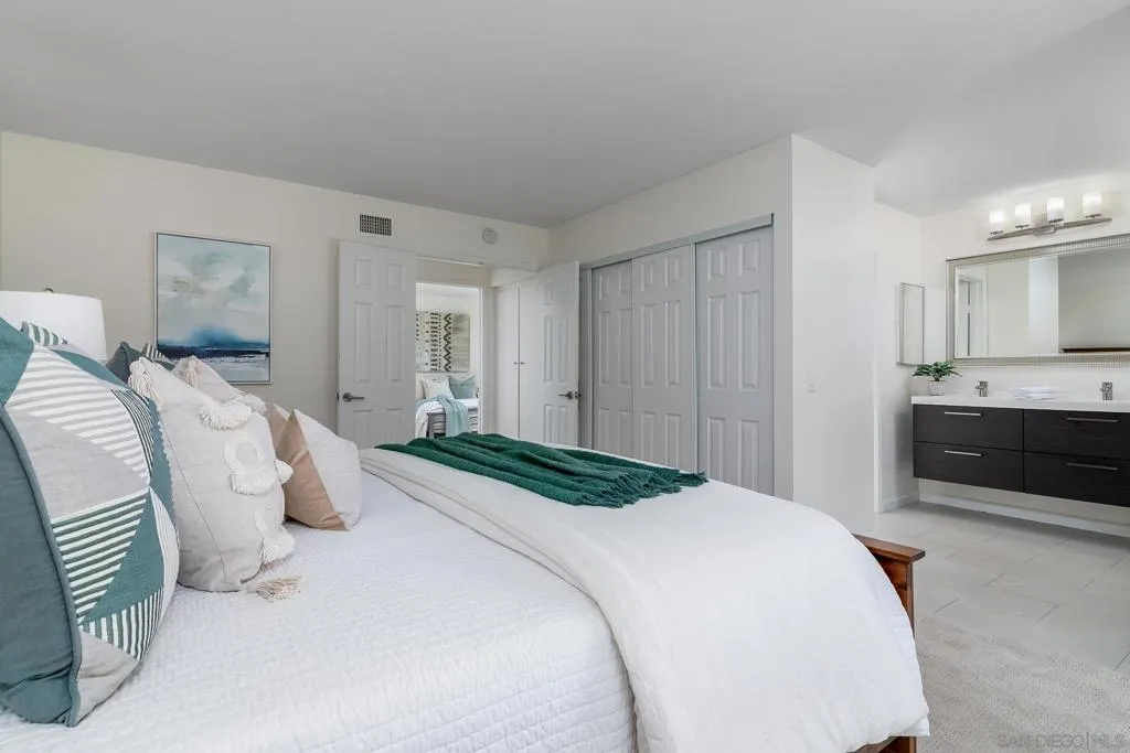 16556 Gabarda Rd, San Diego, California 92128 home-pic-20