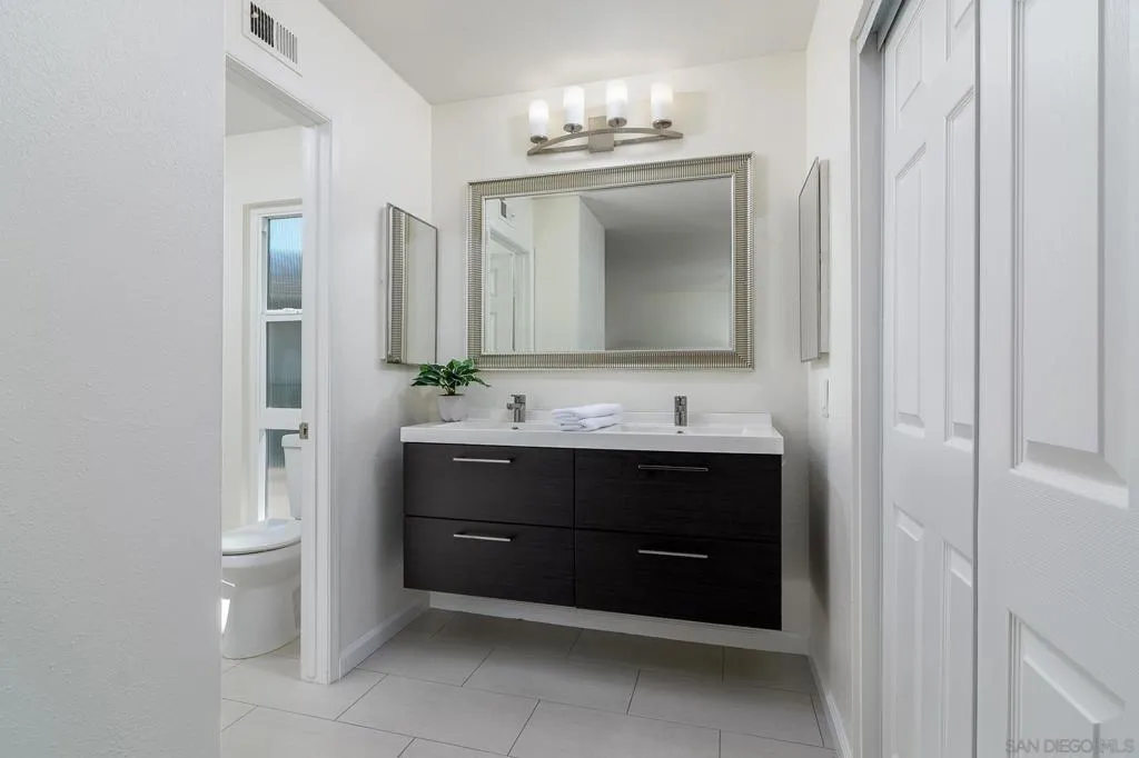 16556 Gabarda Rd, San Diego, California 92128 home-pic-21