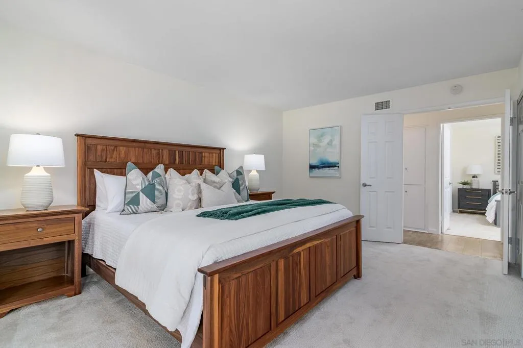 16556 Gabarda Rd, San Diego, California 92128 home-pic-19