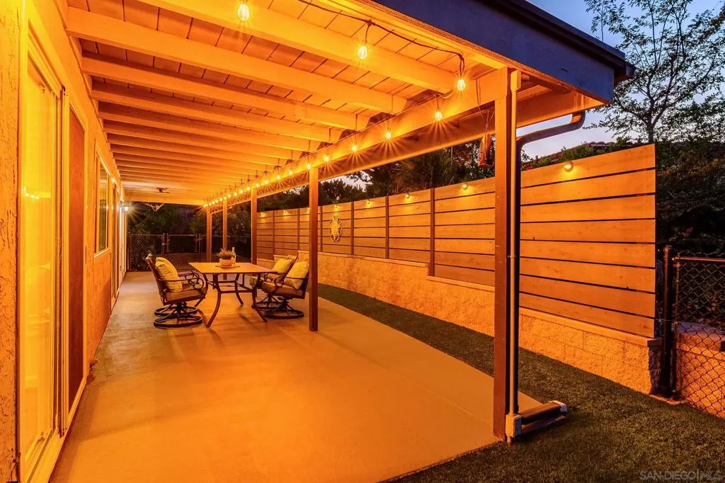 16556 Gabarda Rd, San Diego, California 92128 home-pic-41