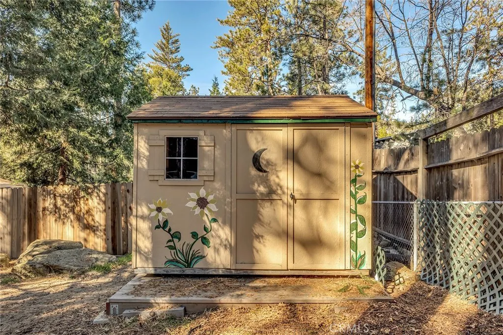 Spacious Shed for storage