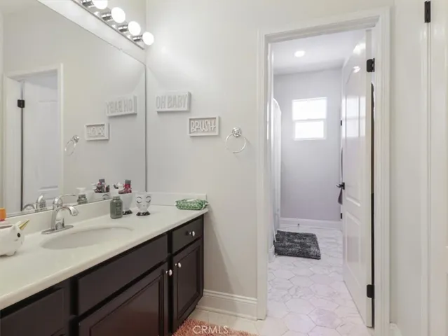 24049 Skyline, Mission Viejo, California 92692