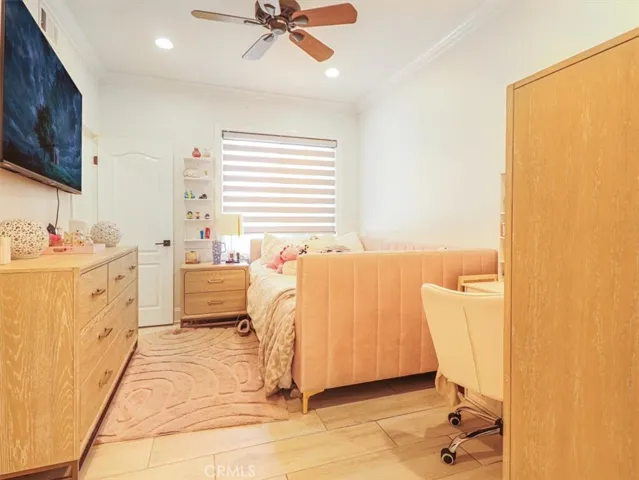 24049 Skyline, Mission Viejo, California 92692