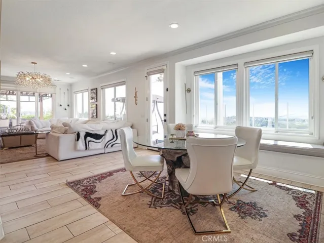 24049 Skyline, Mission Viejo, California 92692