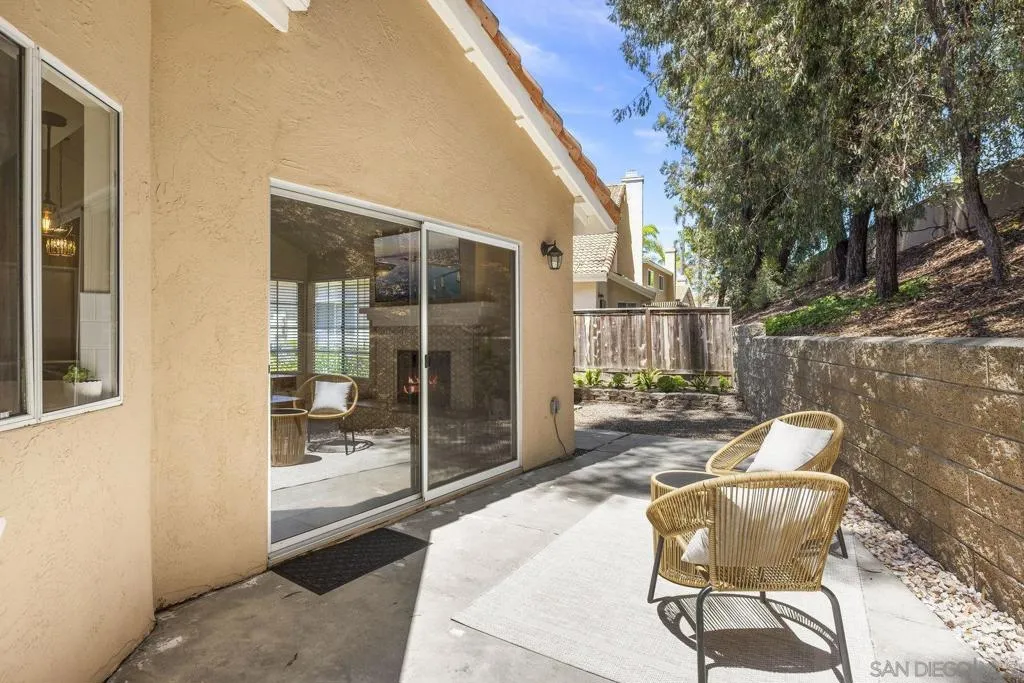 11781 Caminito De Las Missiones, San Diego, California 92128 home-pic-27