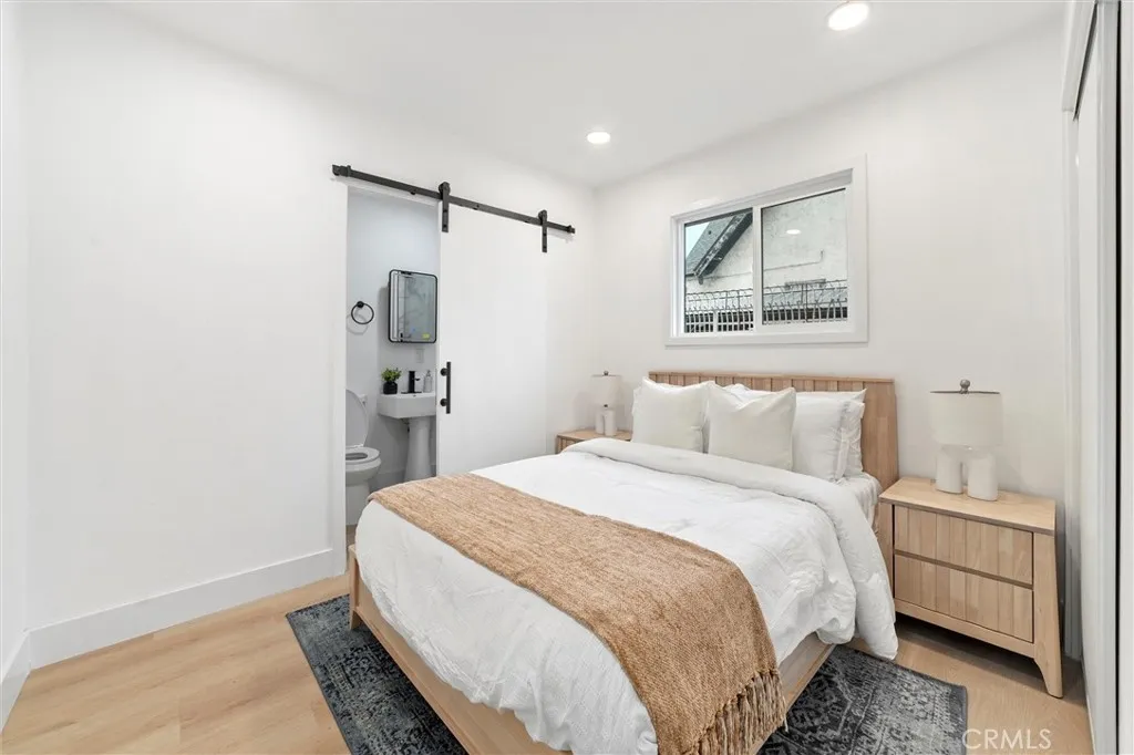 2315 Stanford Avenue, Los Angeles, California 90011 home-pic-11