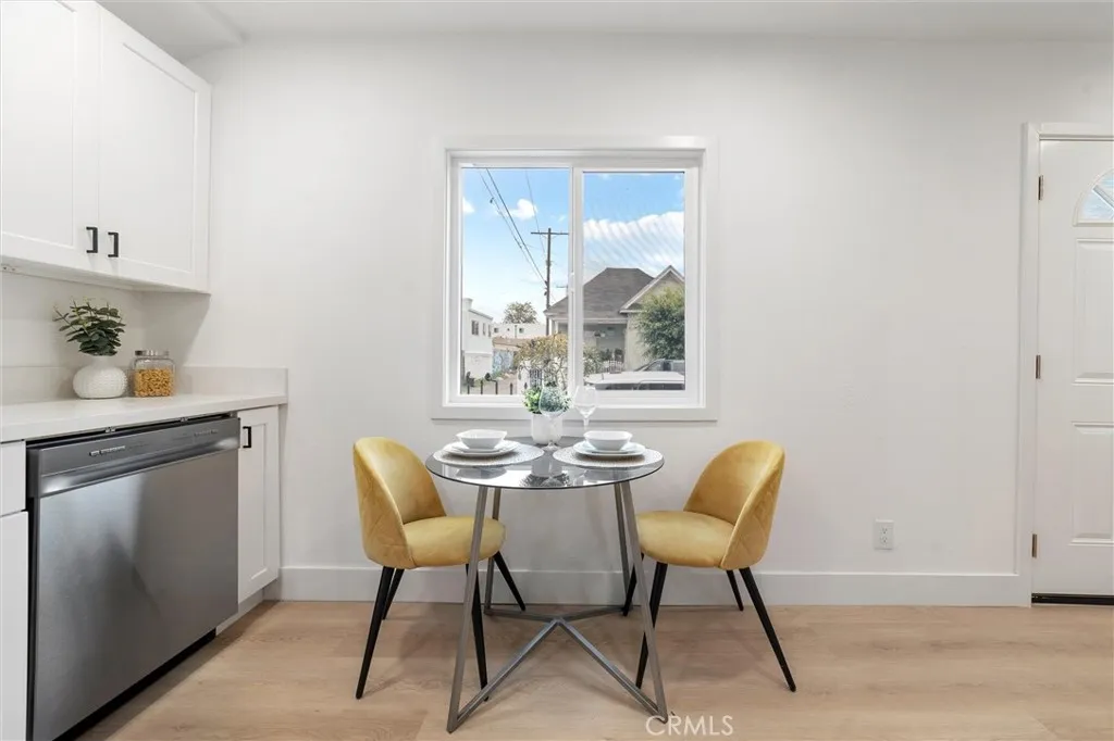 2315 Stanford Avenue, Los Angeles, California 90011 home-pic-8
