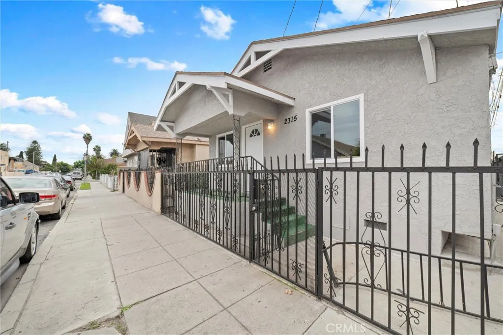 2315 Stanford Avenue, Los Angeles, California 90011 home-pic-20