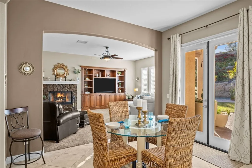 22349 Amber Eve Drive, Corona, California 92883 home-pic-11