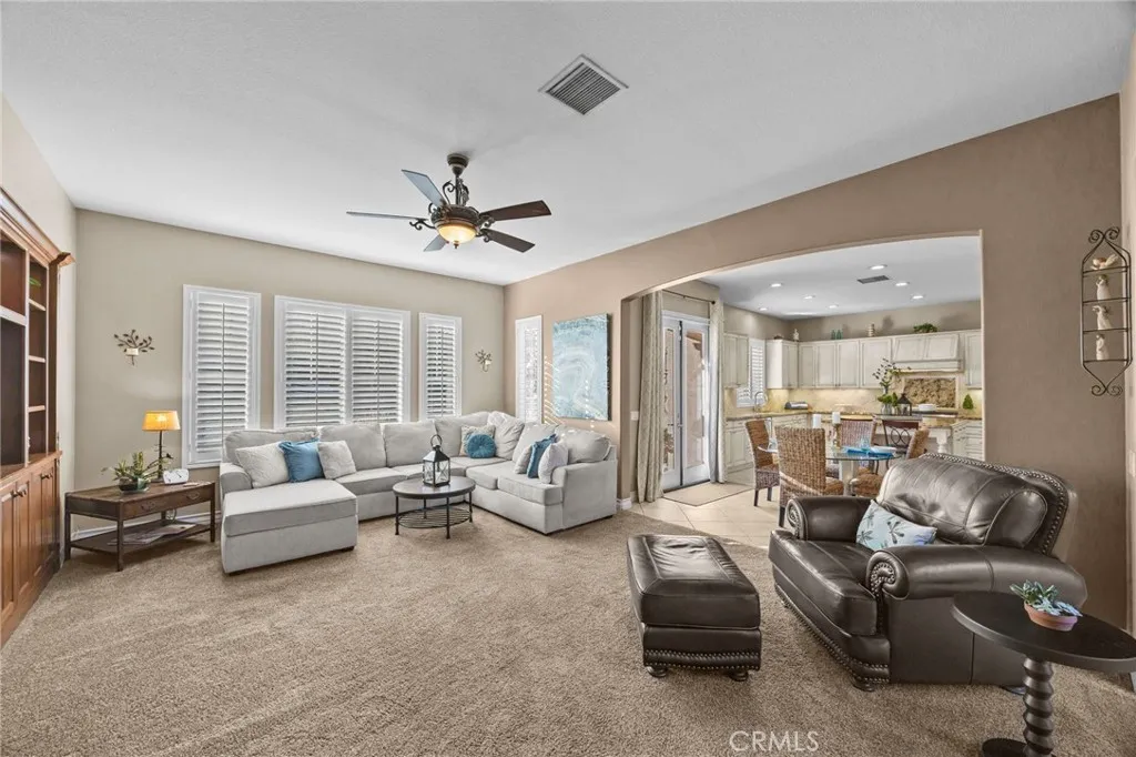 22349 Amber Eve Drive, Corona, California 92883 home-pic-8