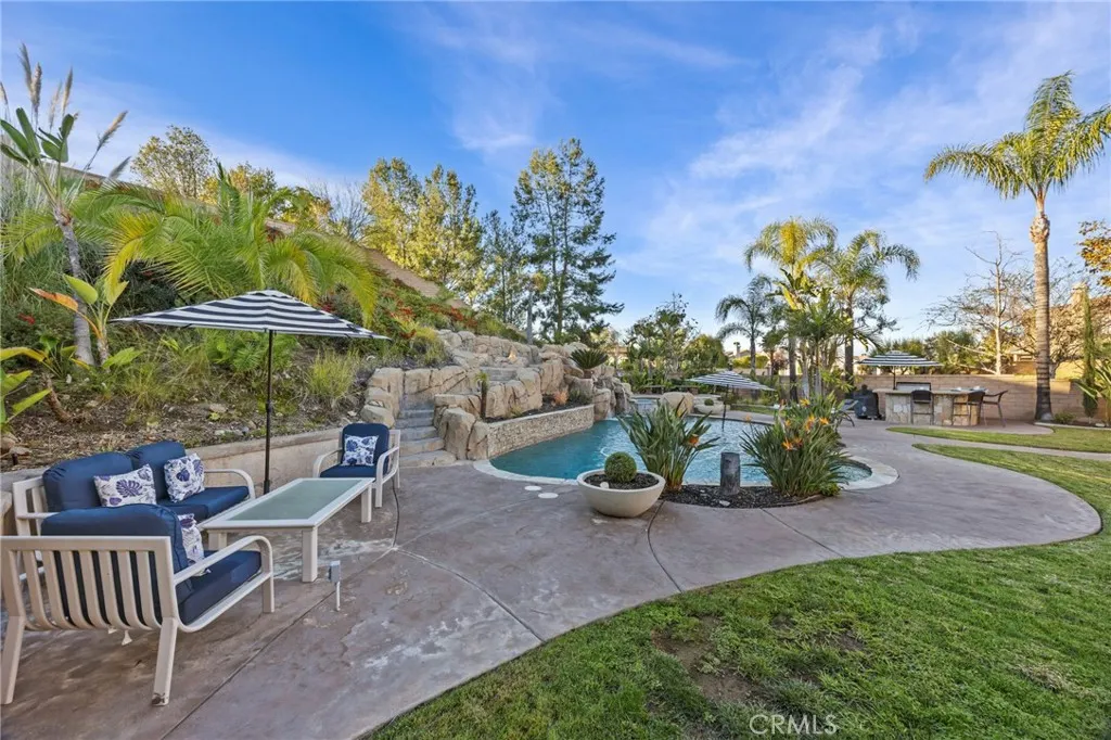 22349 Amber Eve Drive, Corona, California 92883 home-pic-49