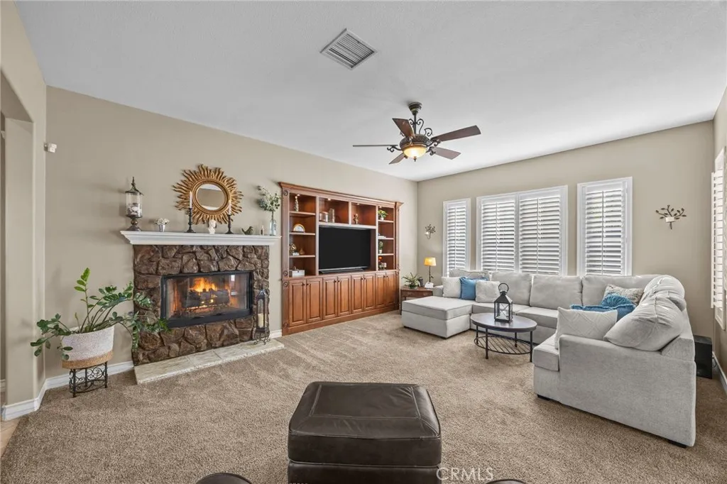 22349 Amber Eve Drive, Corona, California 92883 home-pic-7