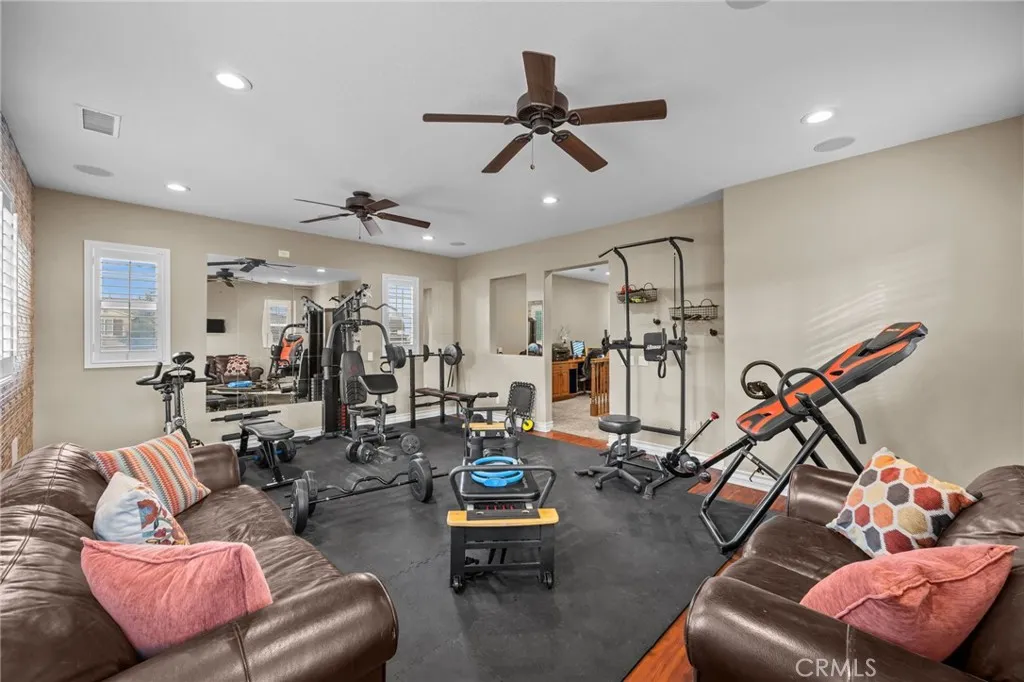 22349 Amber Eve Drive, Corona, California 92883 home-pic-40