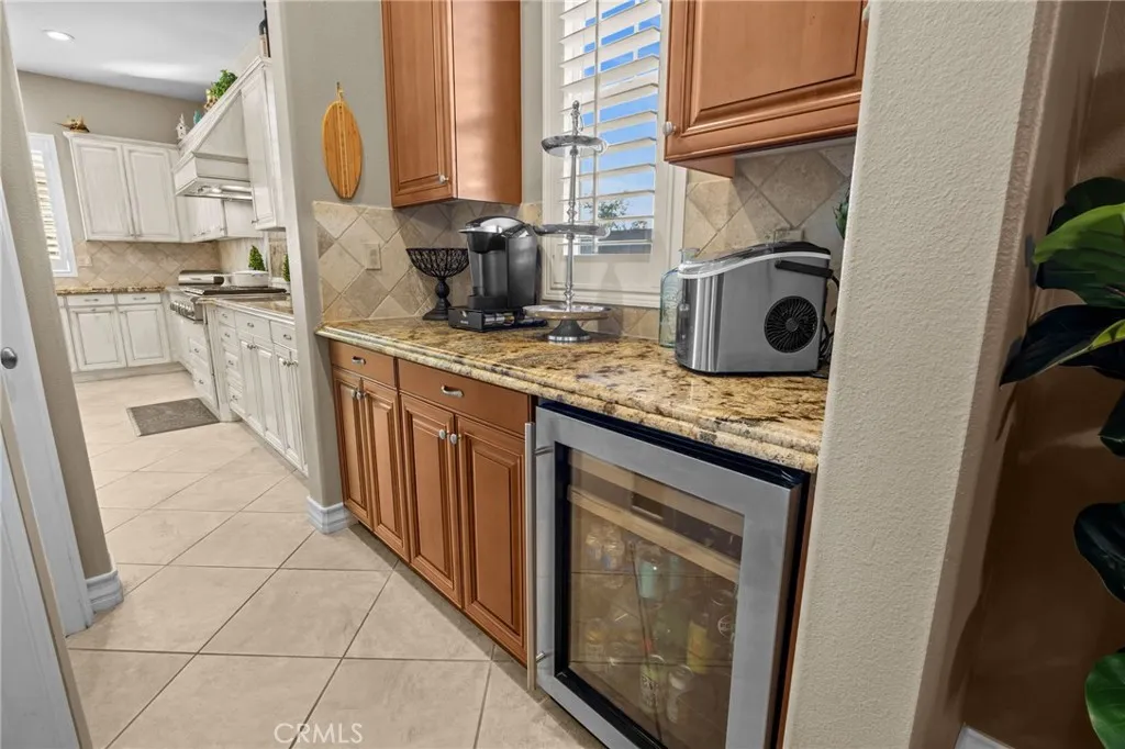 22349 Amber Eve Drive, Corona, California 92883 home-pic-20