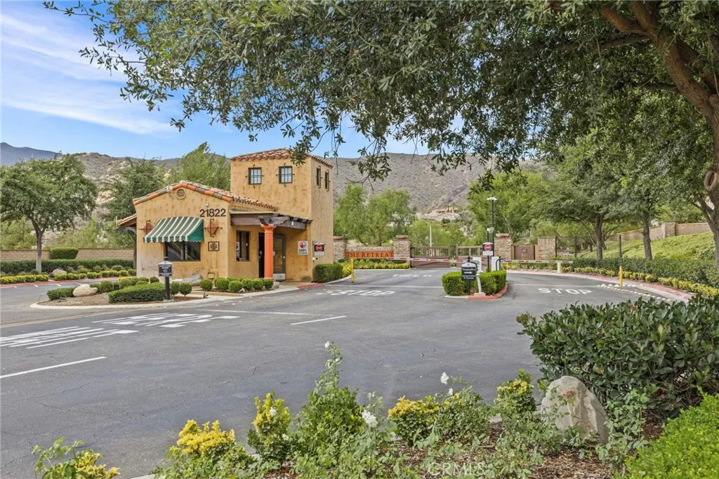 22349 Amber Eve Drive, Corona, California 92883 home-pic-64