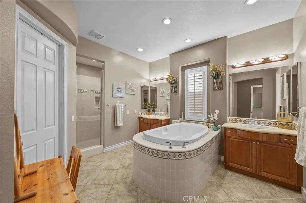 22349 Amber Eve Drive, Corona, California 92883 home-pic-30