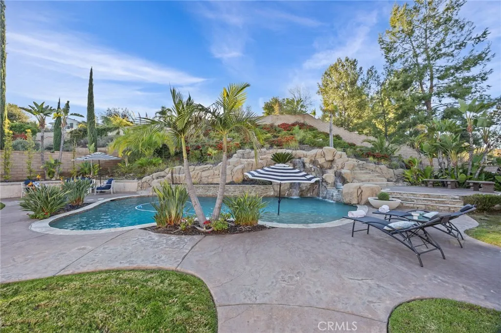22349 Amber Eve Drive, Corona, California 92883 home-pic-47