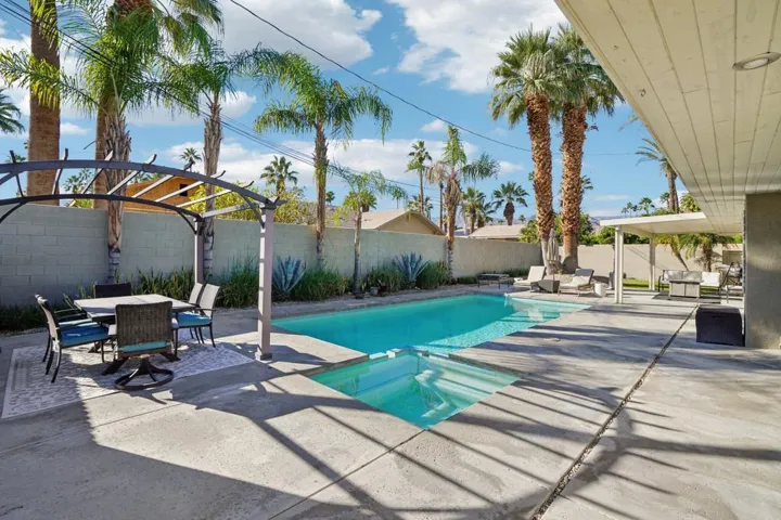 31-web-or-mls-Yucca Tree Dr-S3012-031