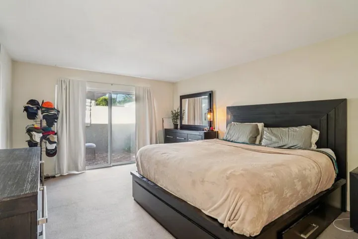 24-web-or-mls-Yucca Tree Dr-S3012-024