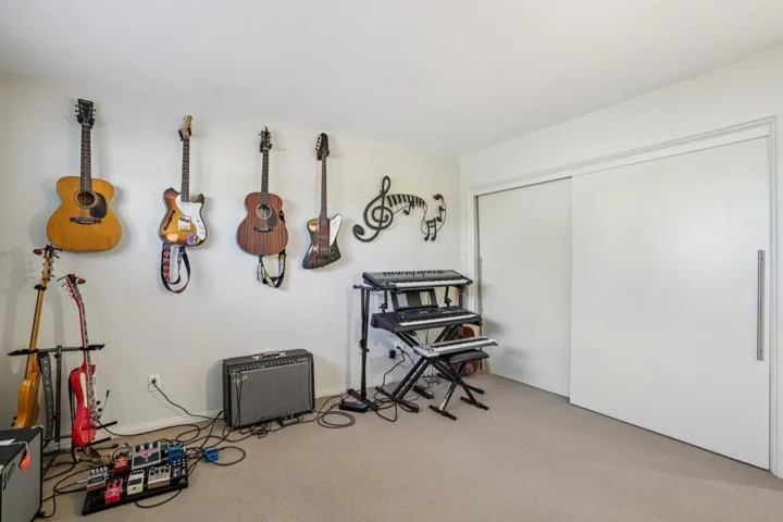 23-web-or-mls-Yucca Tree Dr-S3012-023